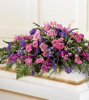 Casket Sprays and Urns Tributes