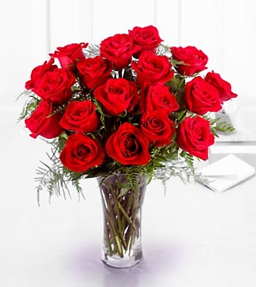 Premium 18 Short Stems Red Roses Bouquet